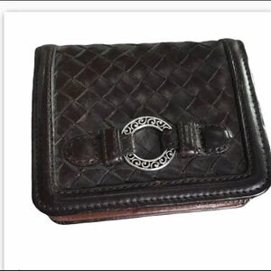 Brighton brown leather wallet Key ring Silver embellishments Zippered pocket